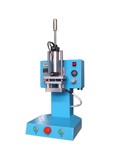 600W LK-RH600 靈科熱熔焊接機(jī) 600W LK-RH600 靈科熱熔焊接機(jī)